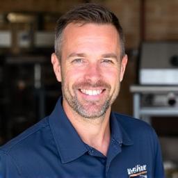 Tom MacKenzie, Installation Technician